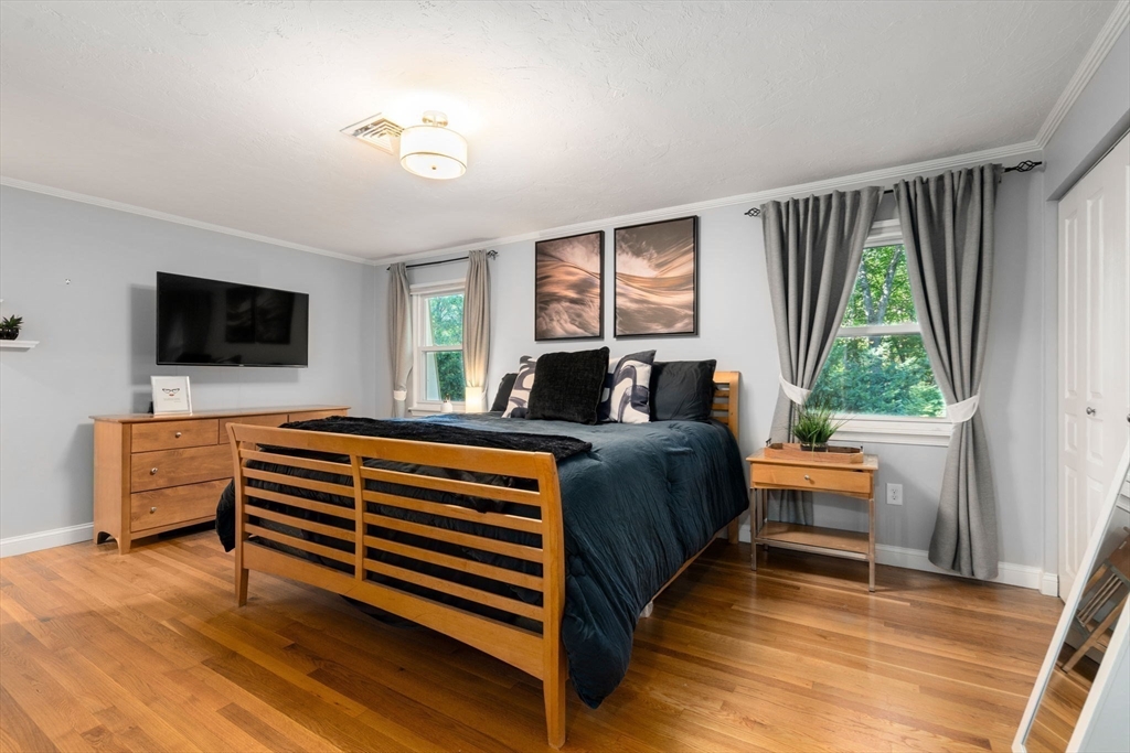 2259 Commonwealth # 2259