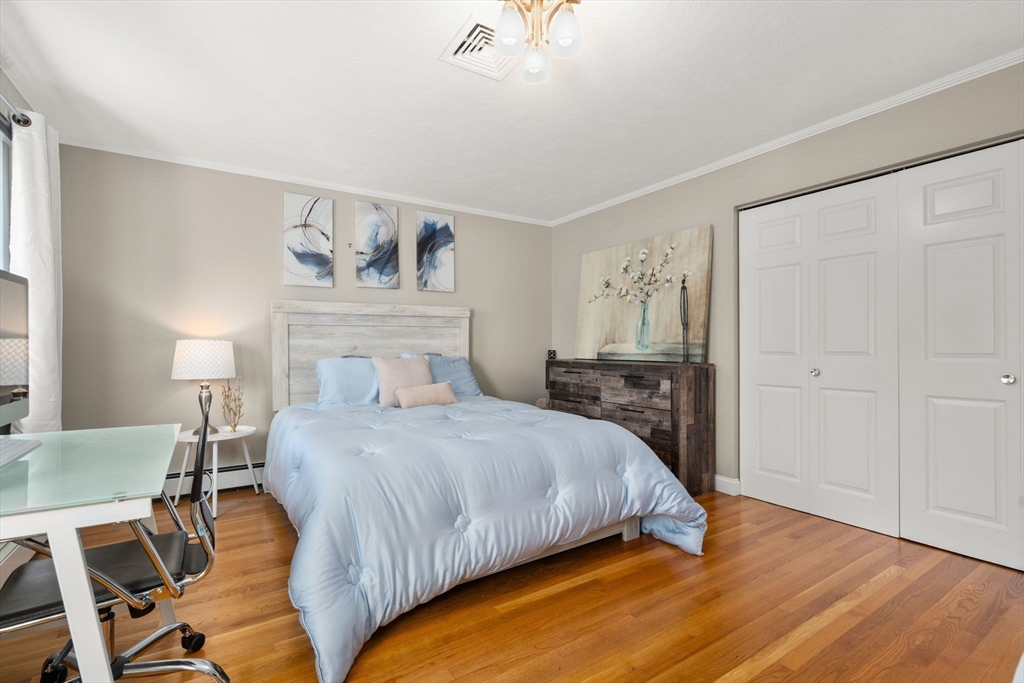 2259 Commonwealth # 2259