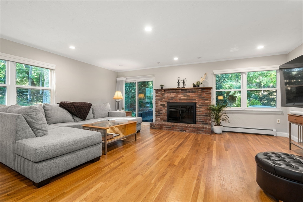 2259 Commonwealth # 2259