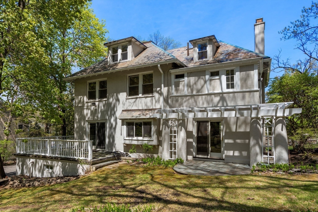 90 Hull St