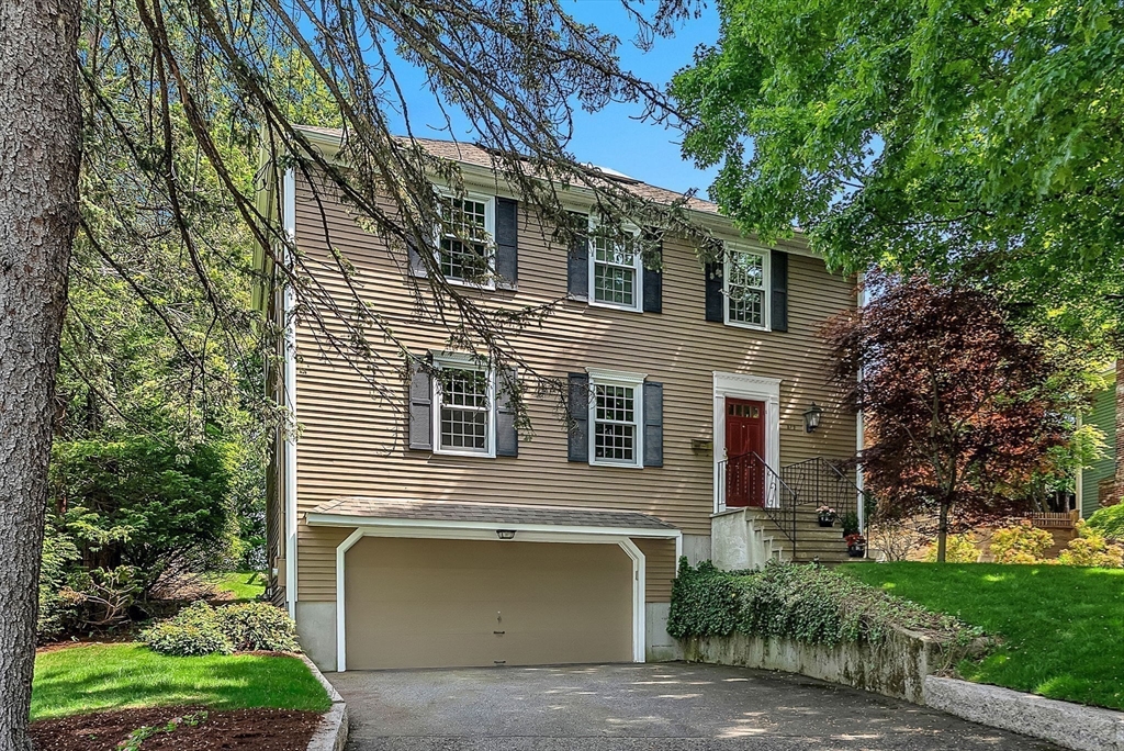 372 Central Street