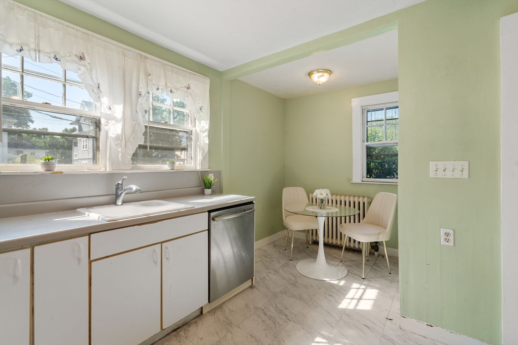 289 Auburndale Ave