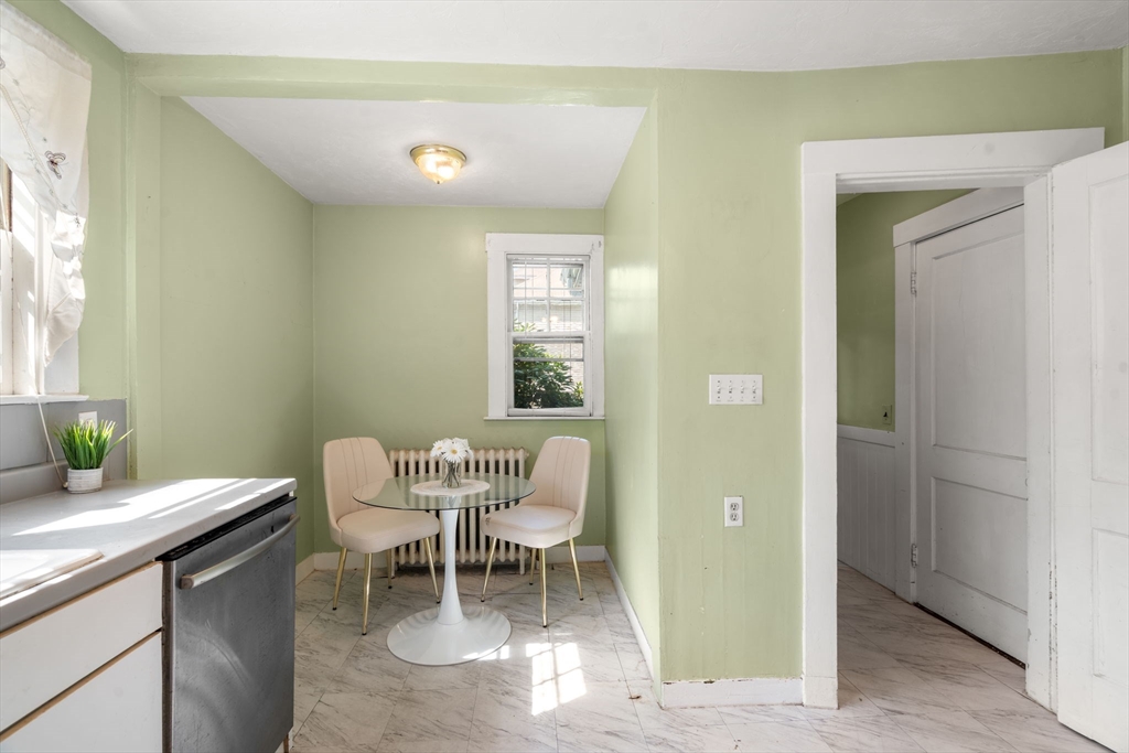 289 Auburndale Ave