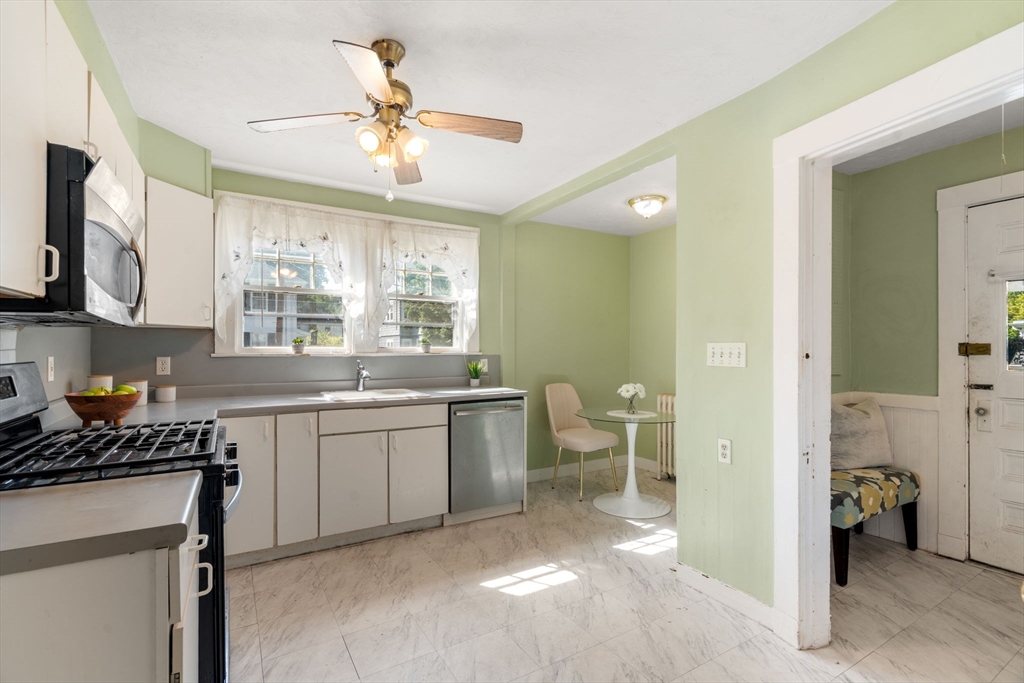 289 Auburndale Ave