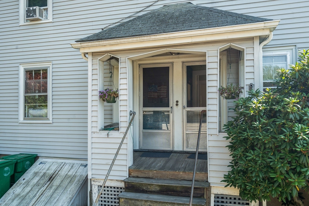 289 Auburndale Ave