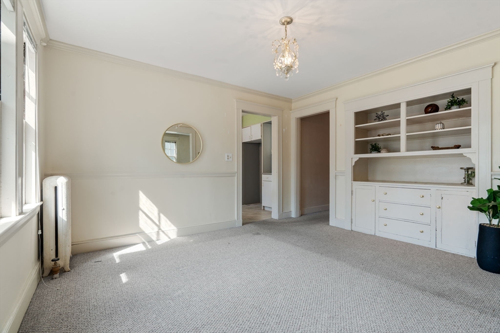 289 Auburndale Ave