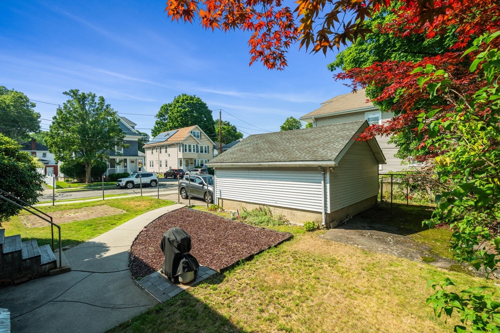 289 Auburndale Ave