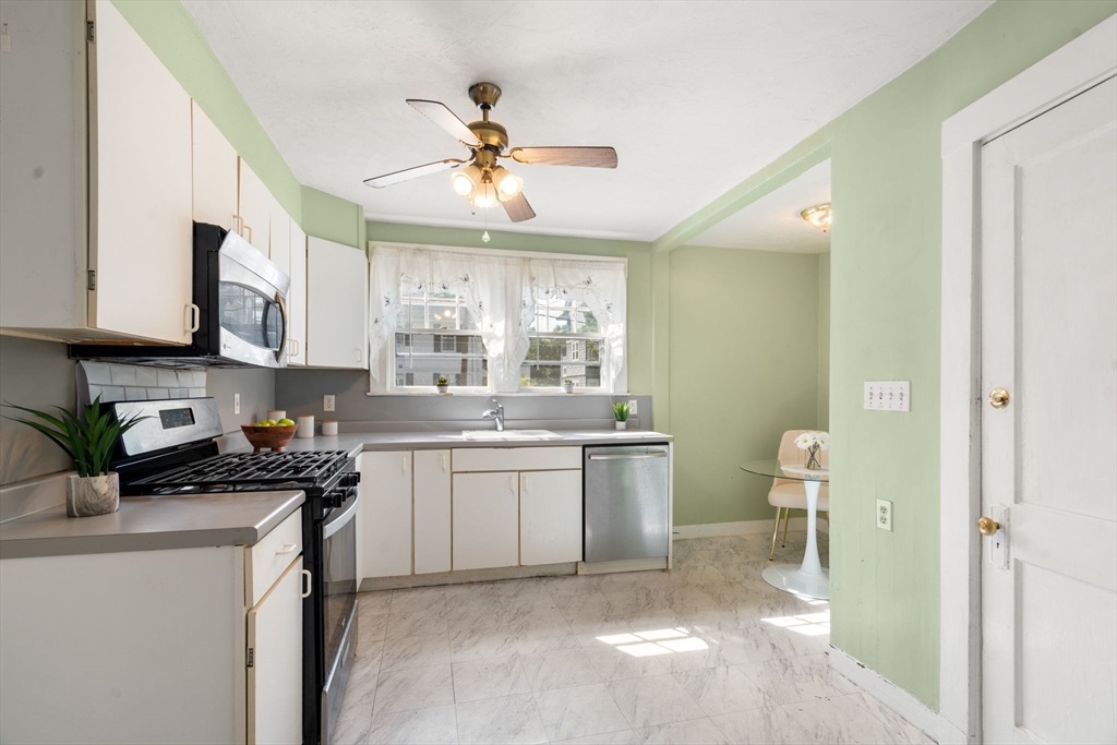 289 Auburndale Ave