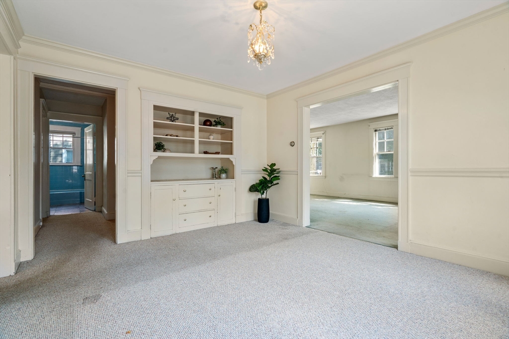 289 Auburndale Ave