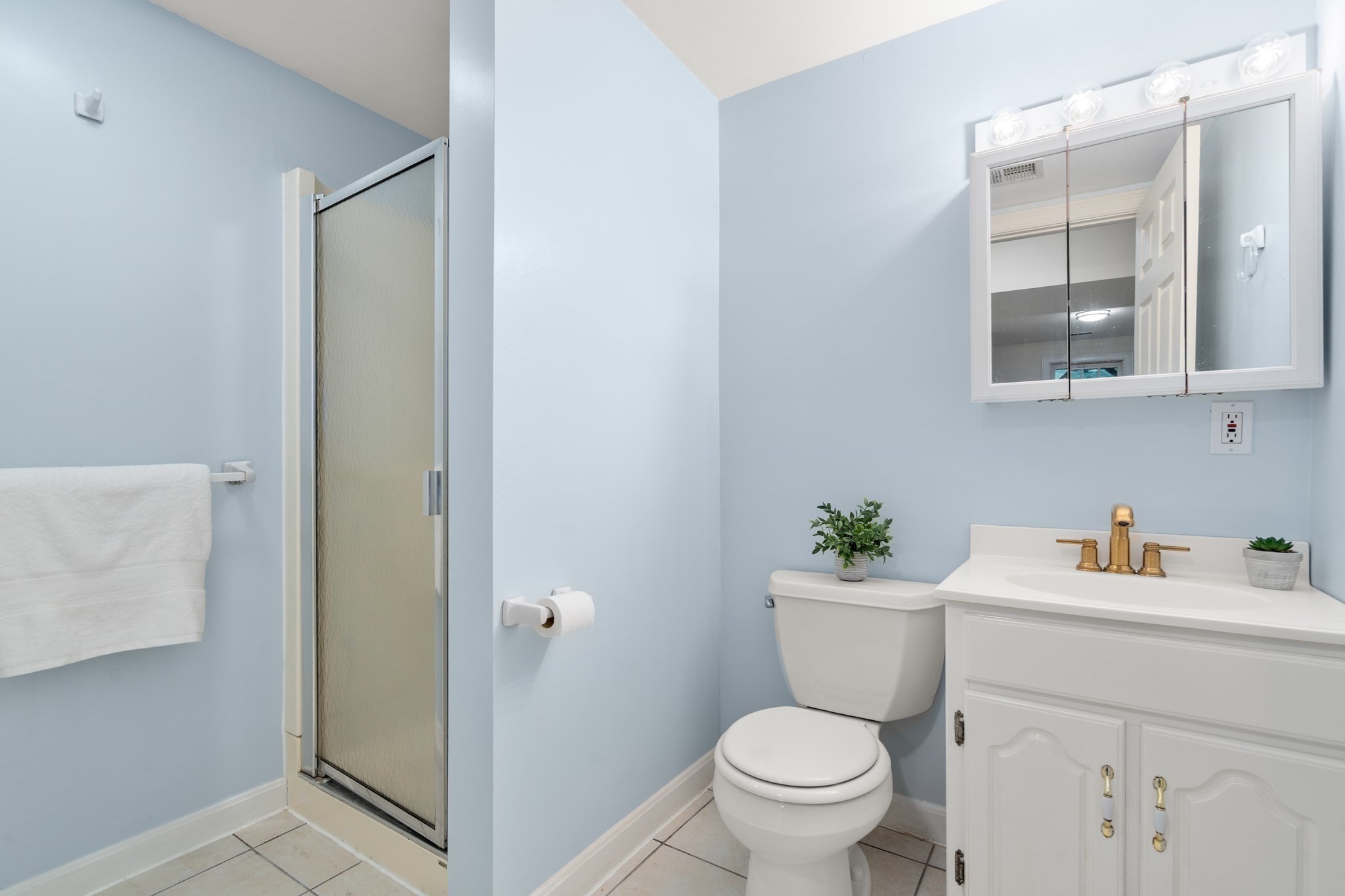 79 Beecher Pl # 5