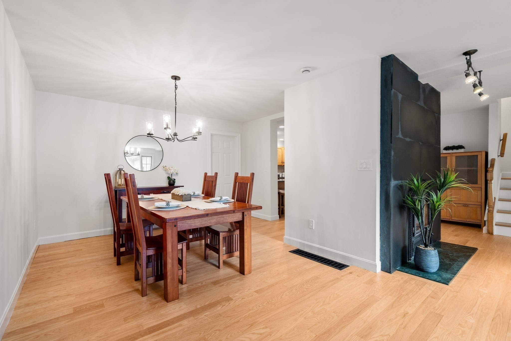 79 Beecher Pl # 5