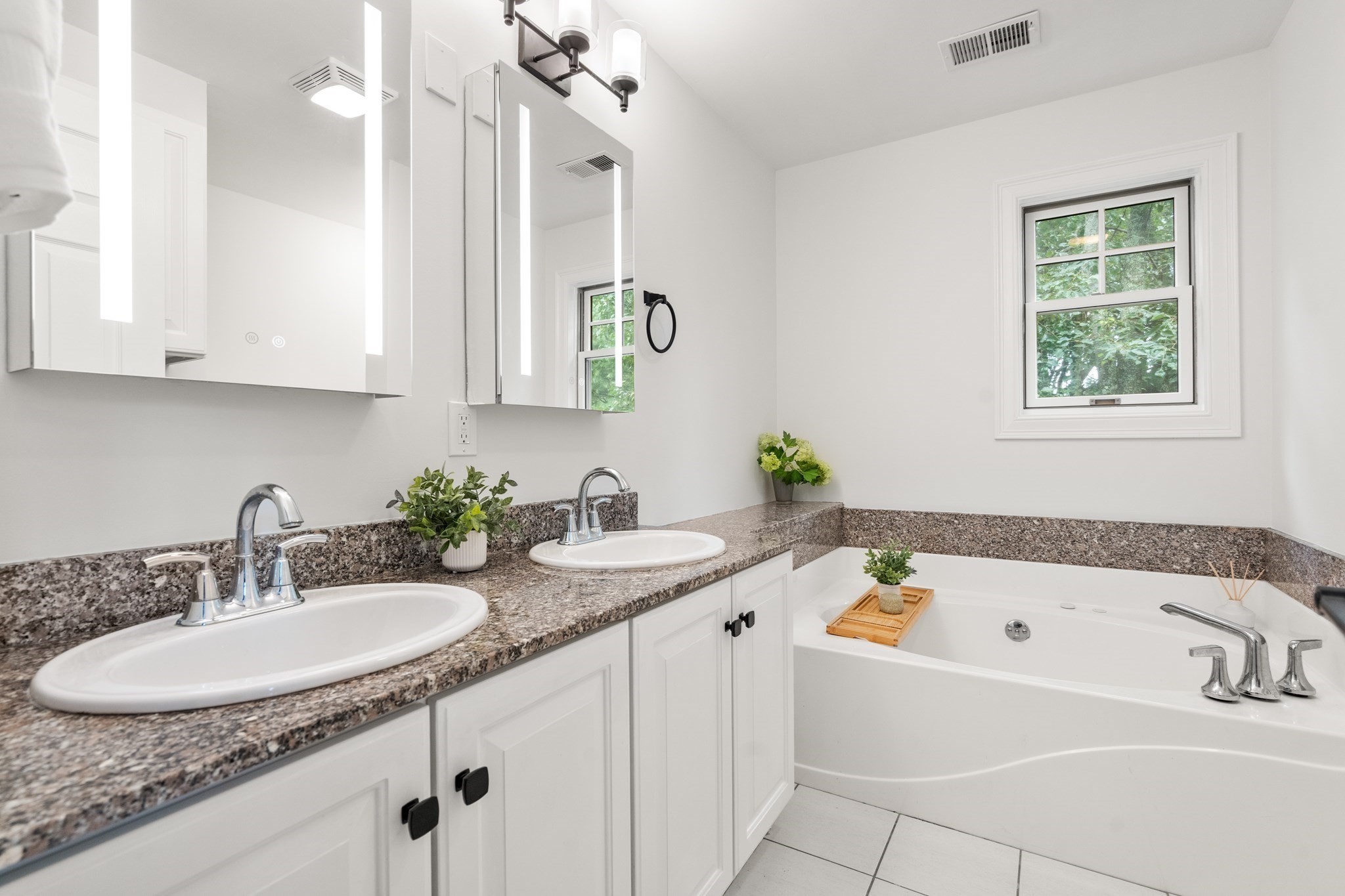 79 Beecher Pl # 5