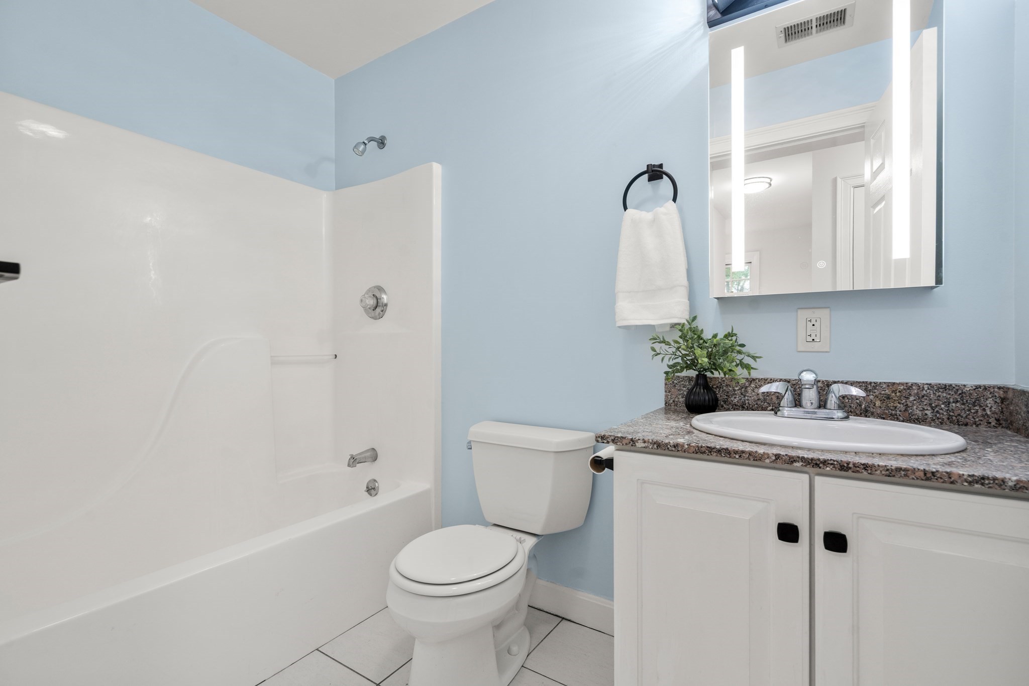 79 Beecher Pl # 5