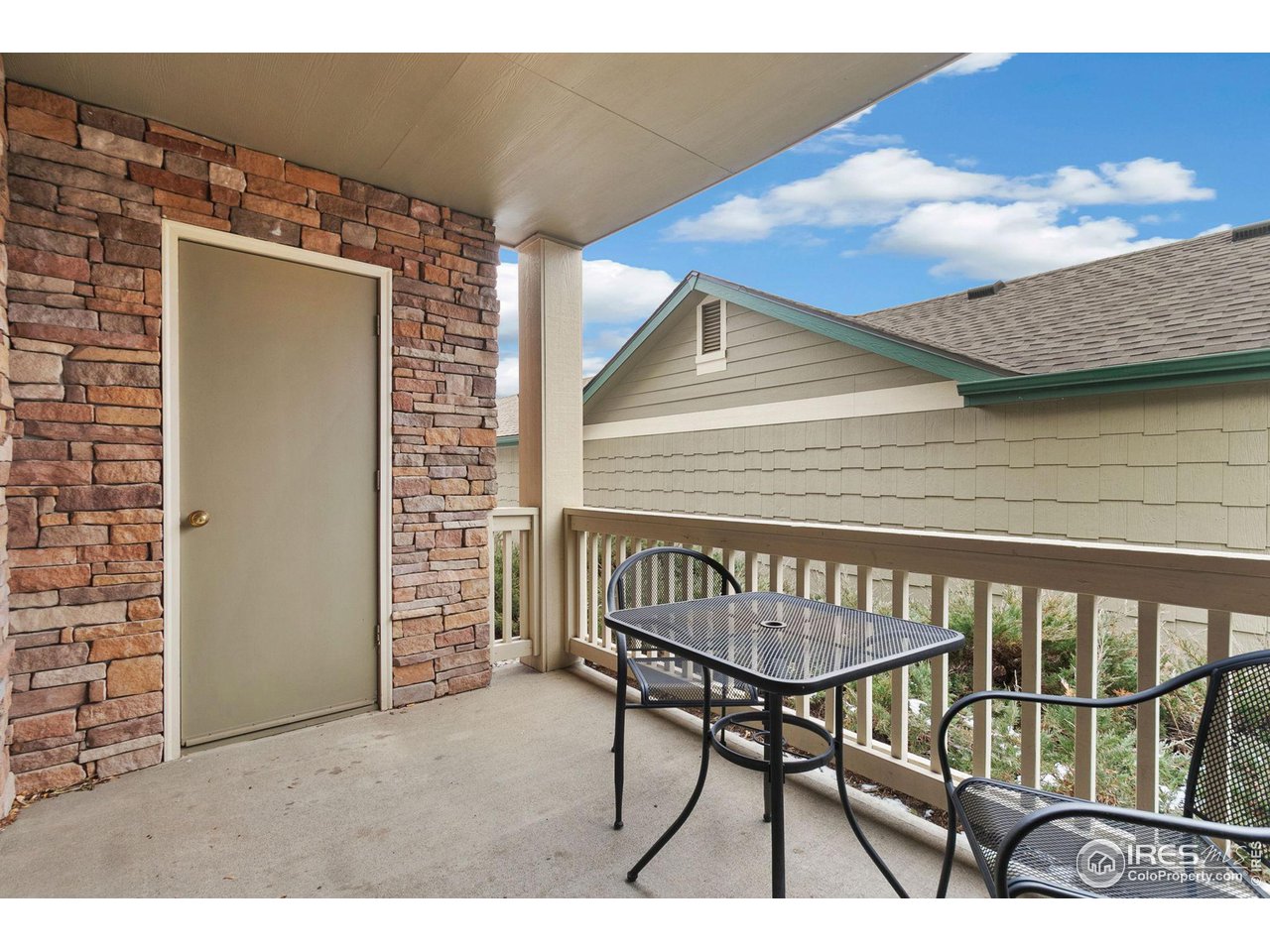 5225 White Willow Dr B-130