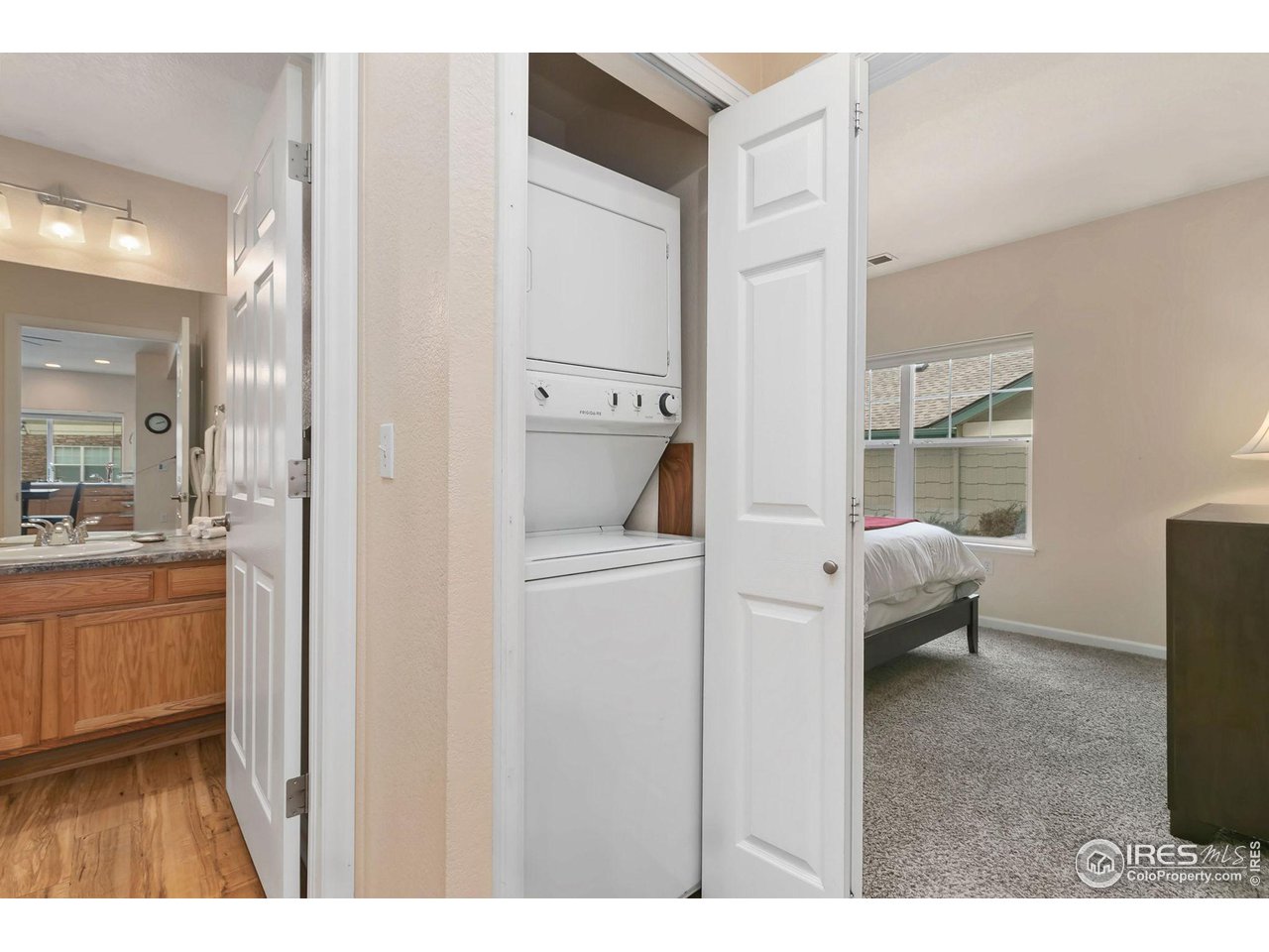 5225 White Willow Dr B-130