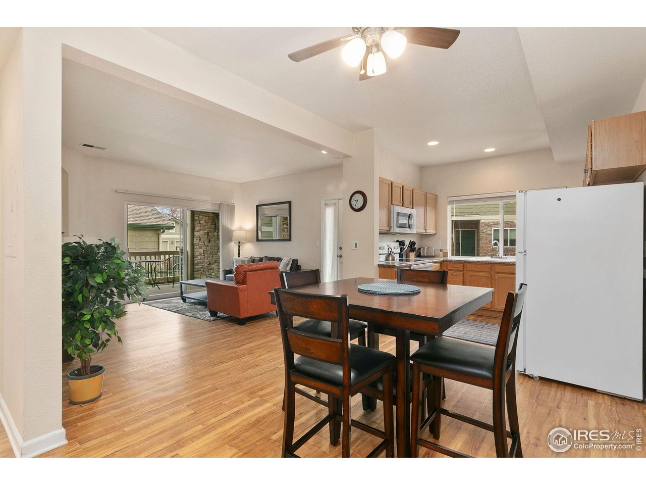 5225 White Willow Dr B-130