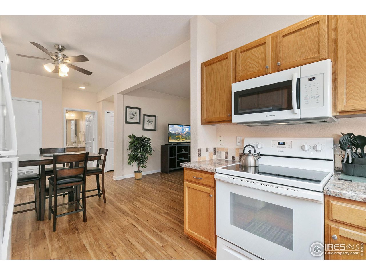 5225 White Willow Dr B-130