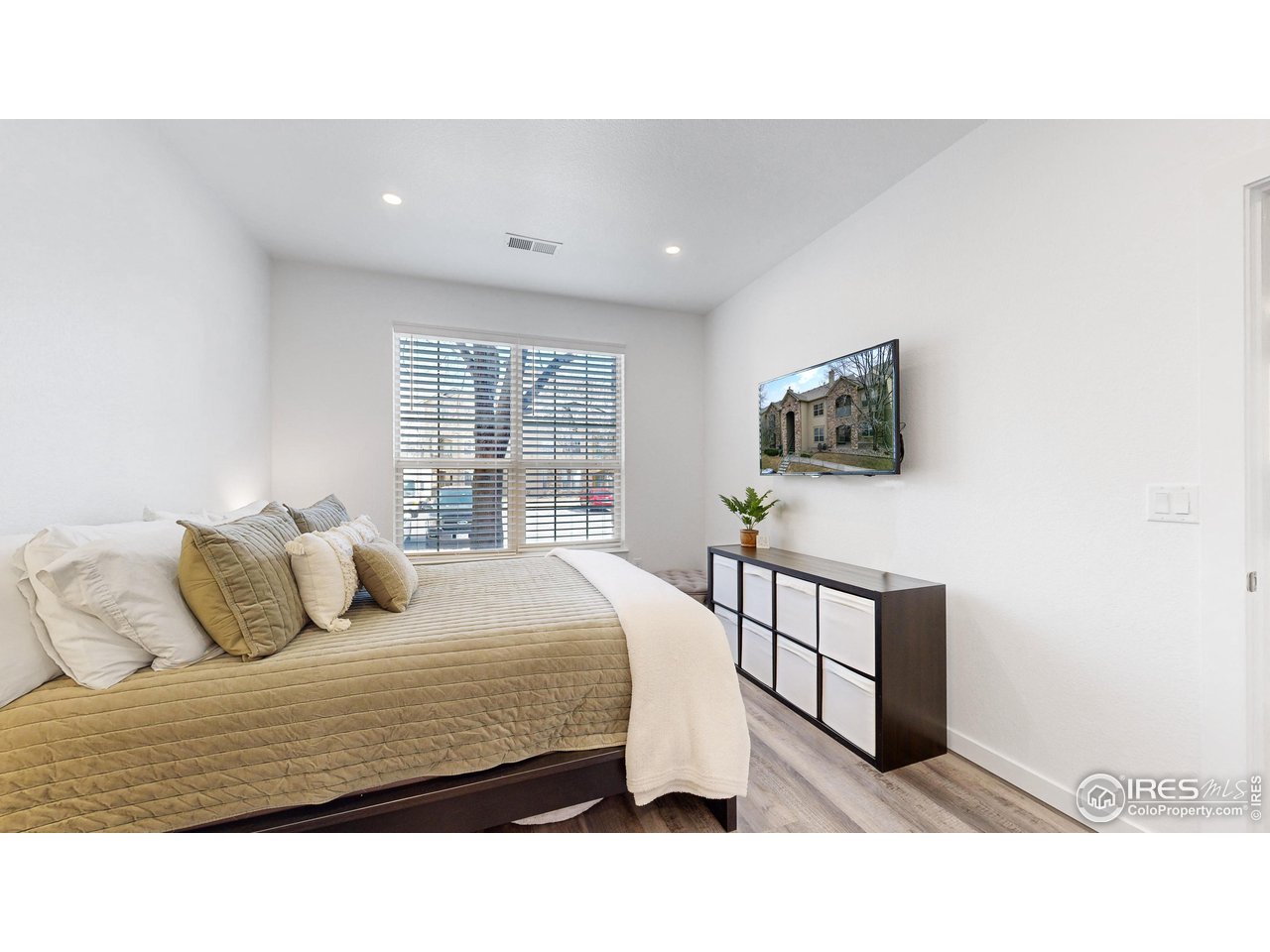 5620 Fossil Creek Pkwy 10105