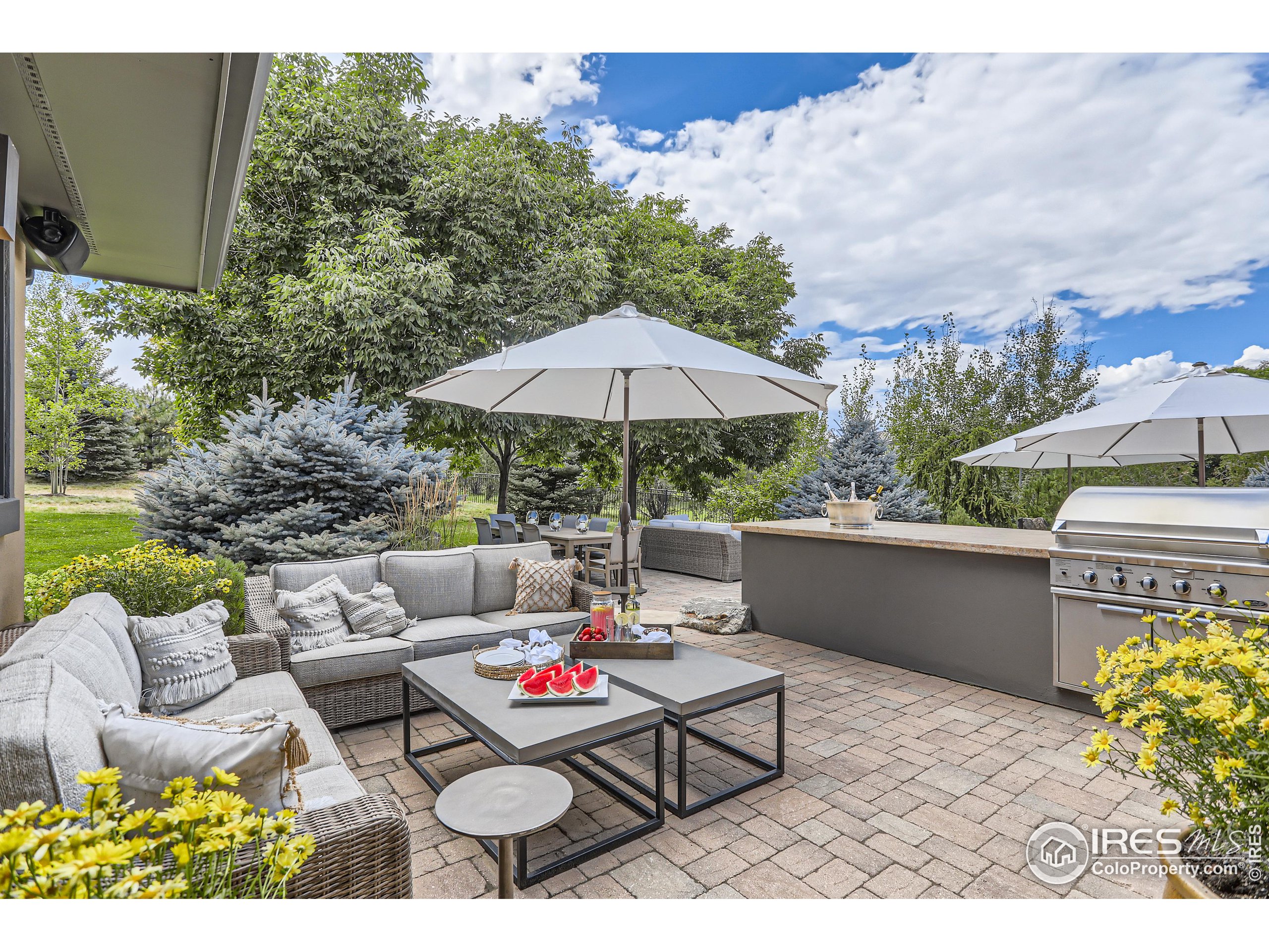 8674 Monte Vista Ave