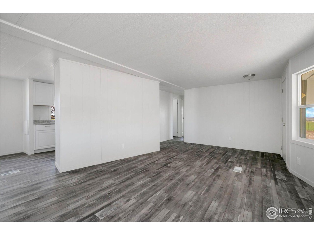 1144 E County Road 70