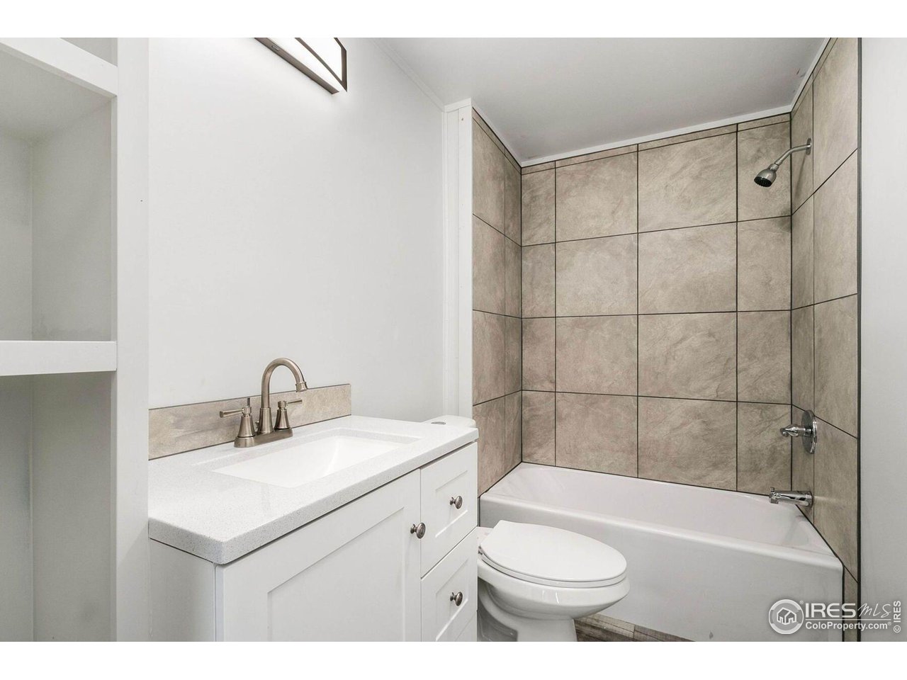 1144 E County Road 70