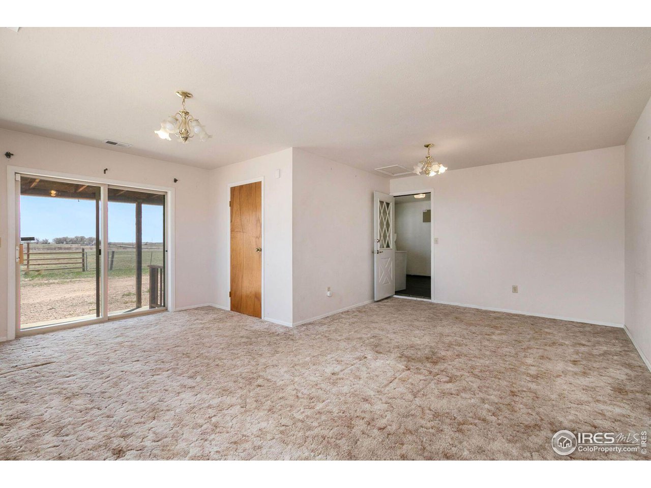 1144 E County Road 70