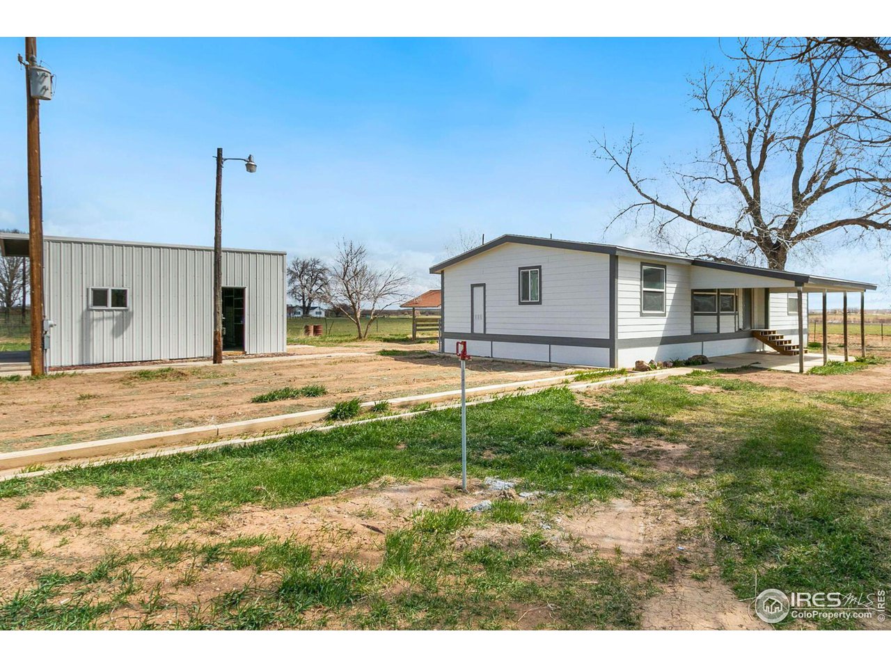 1144 E County Road 70