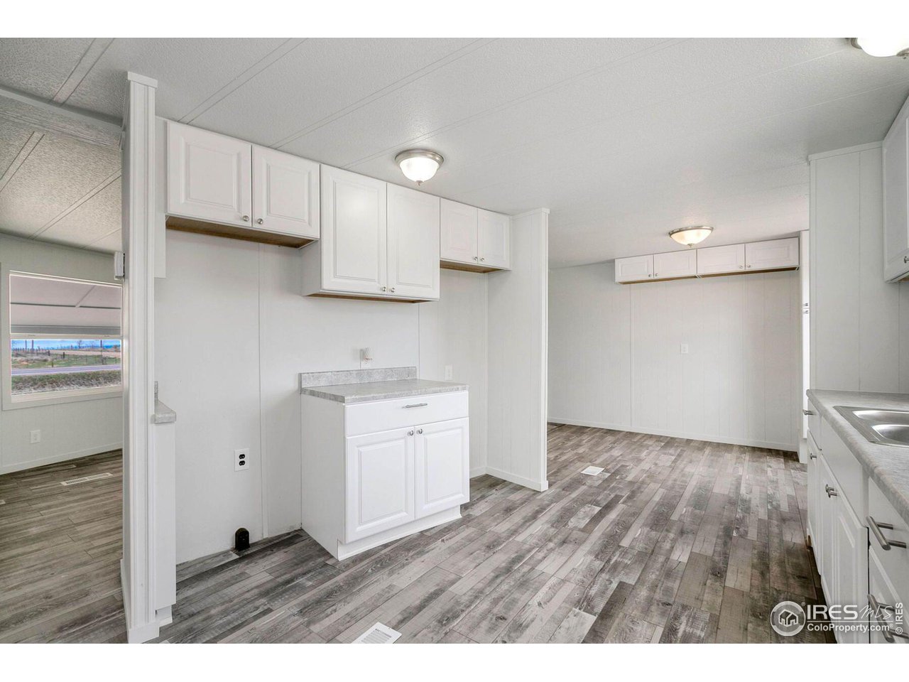 1144 E County Road 70