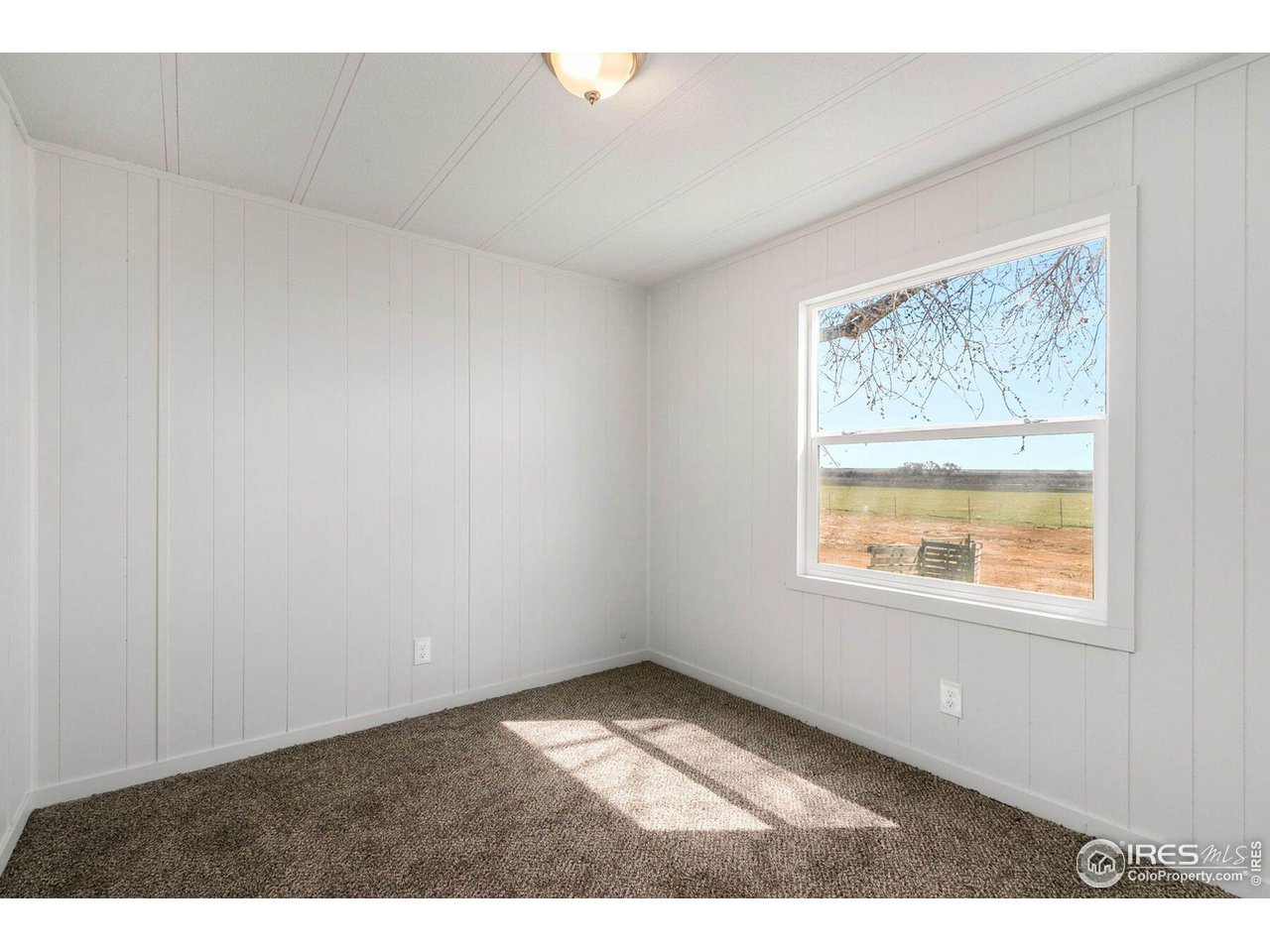 1144 E County Road 70