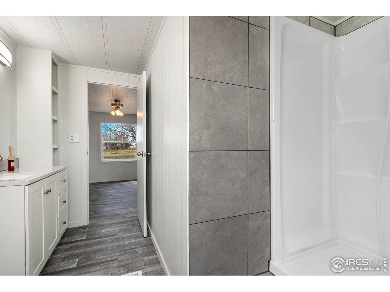 1144 E County Road 70