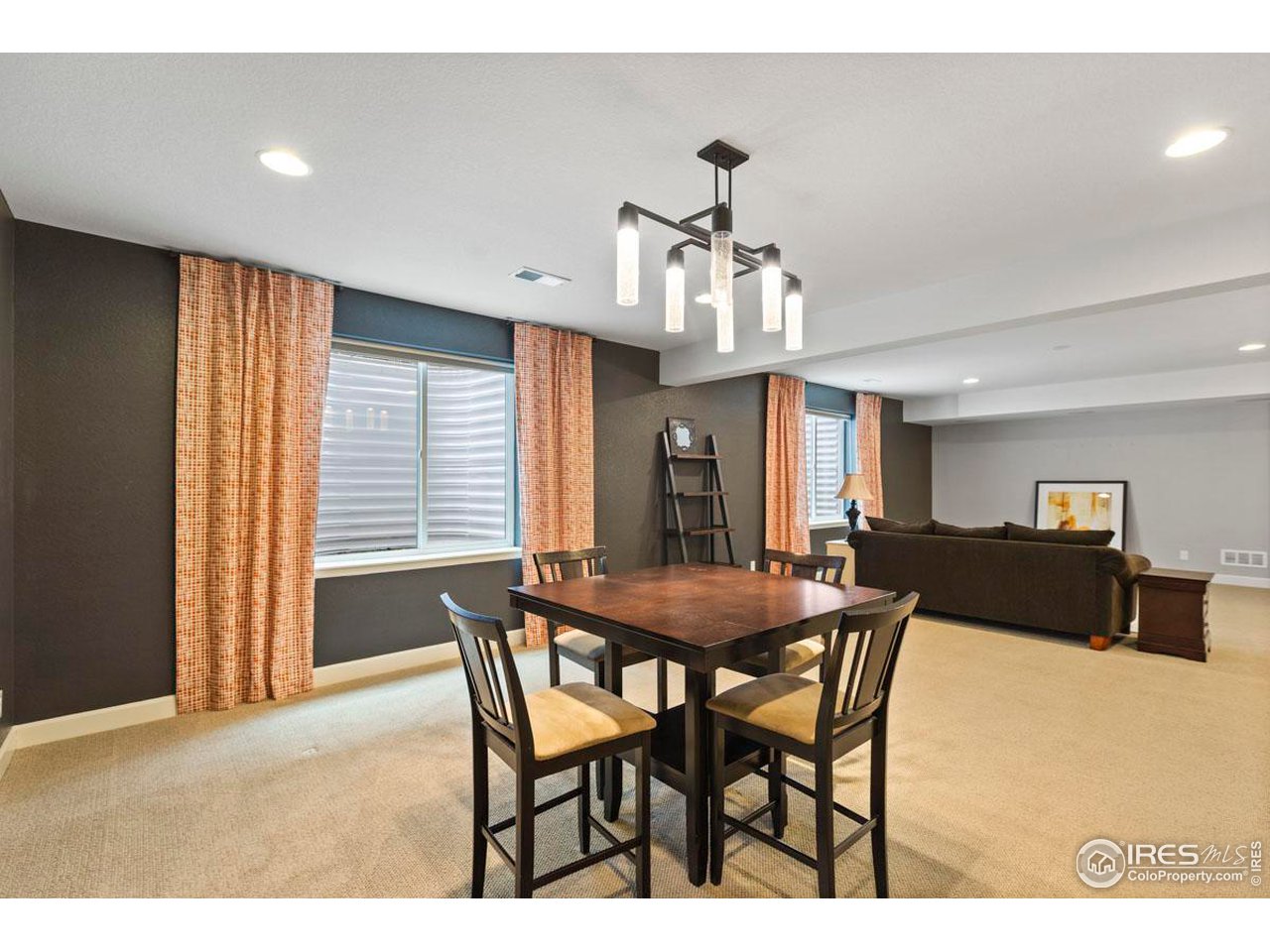 2409 Spruce Creek Dr