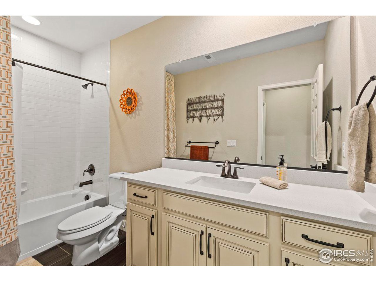 2409 Spruce Creek Dr