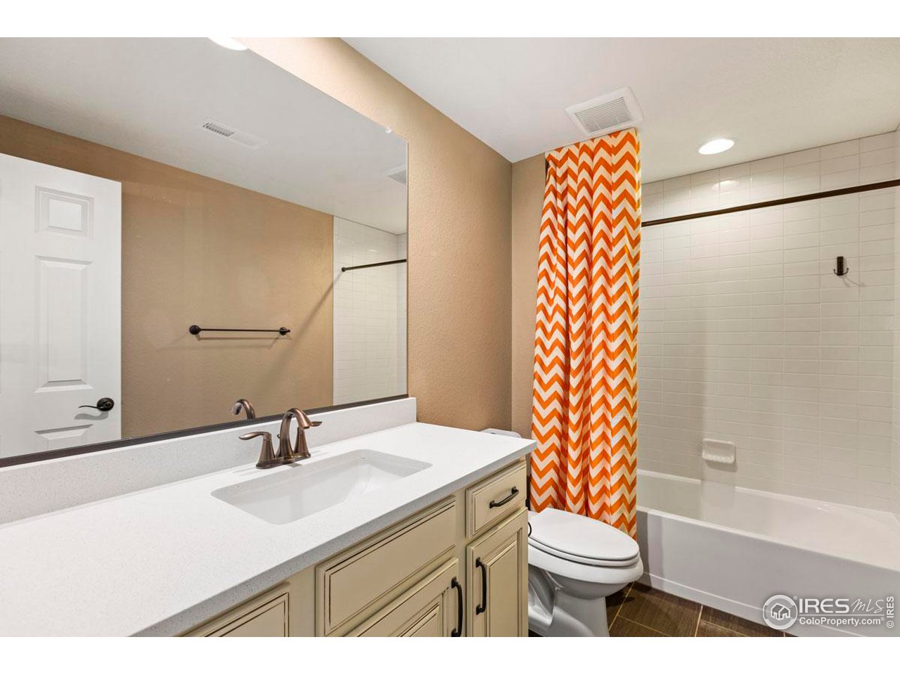 2409 Spruce Creek Dr