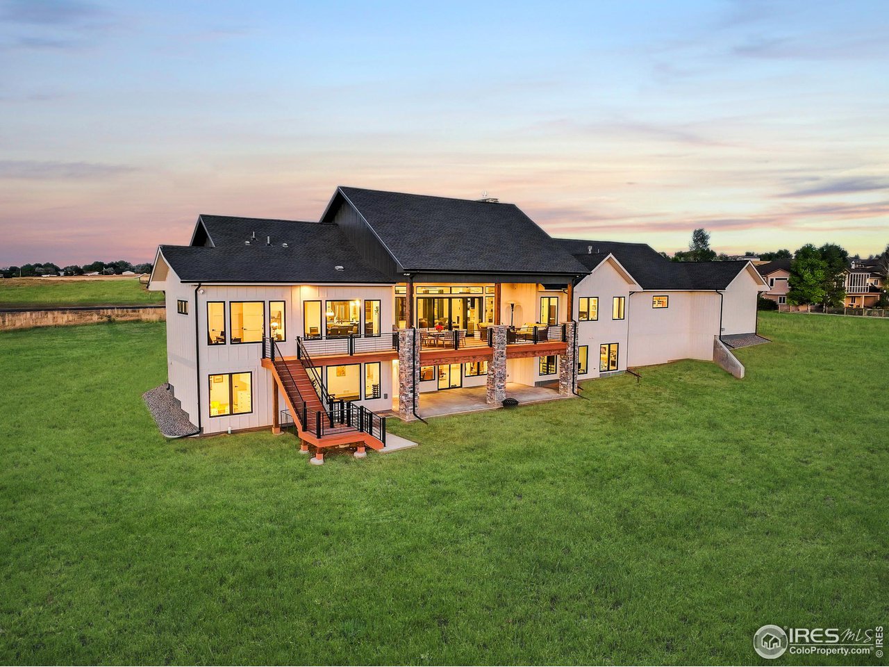 2147 Mountain River Rd