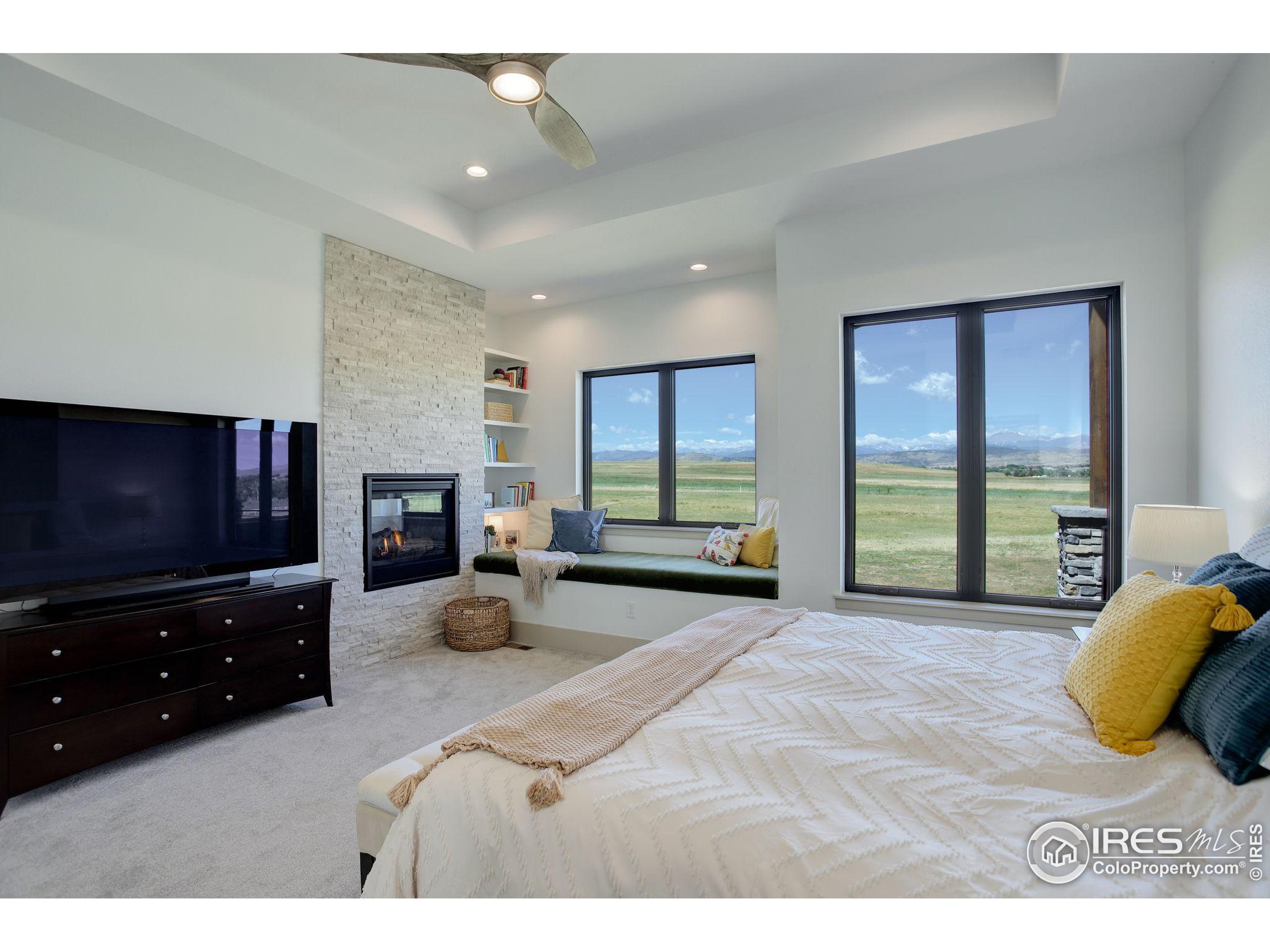 2147 Mountain River Rd