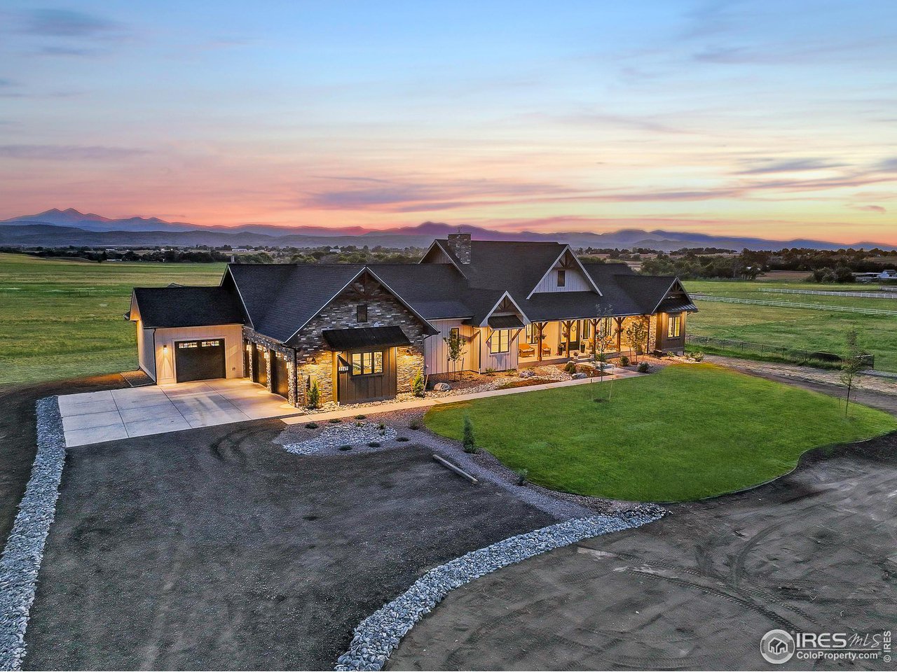 2147 Mountain River Rd