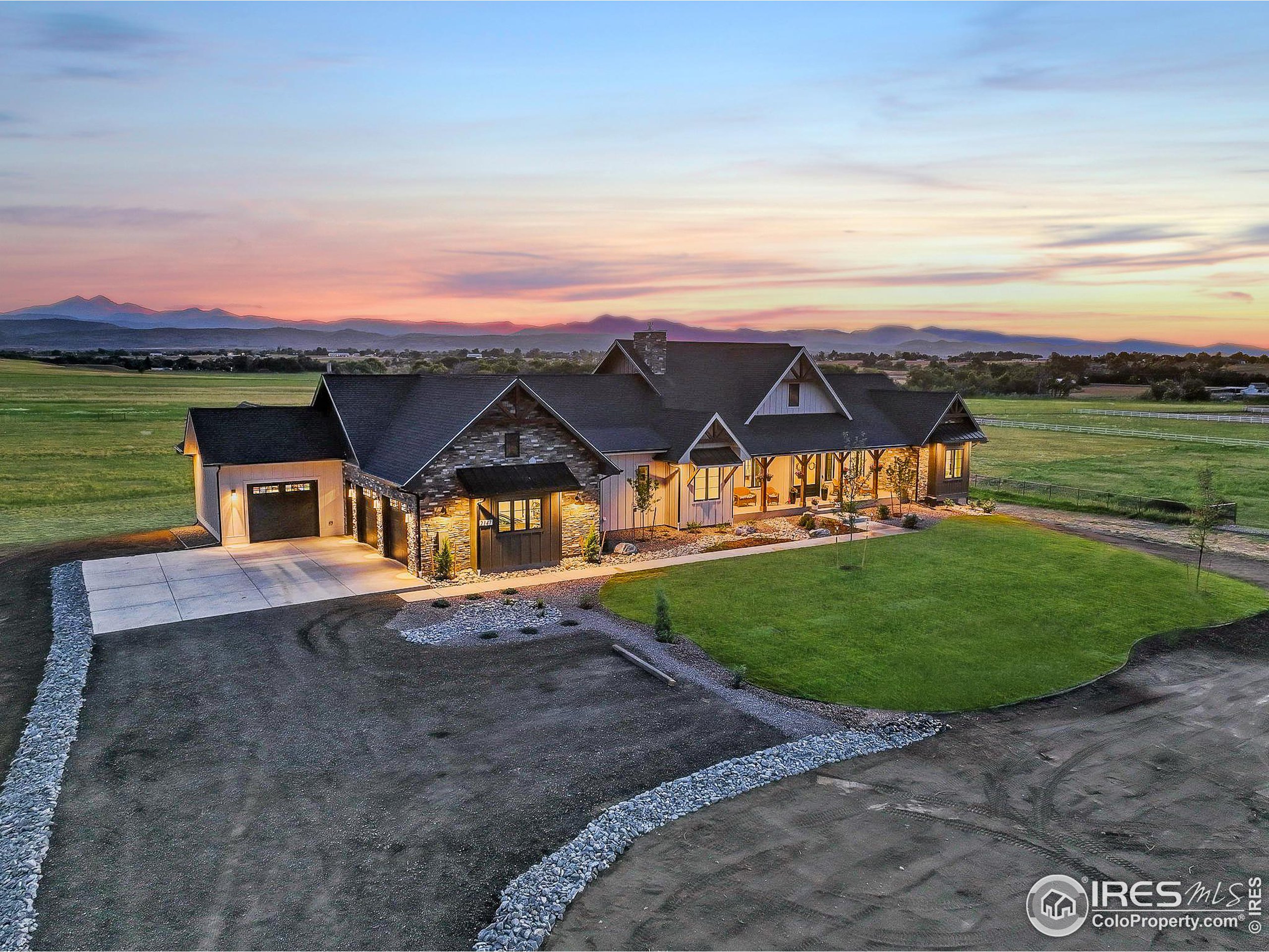 2147 Mountain River Rd