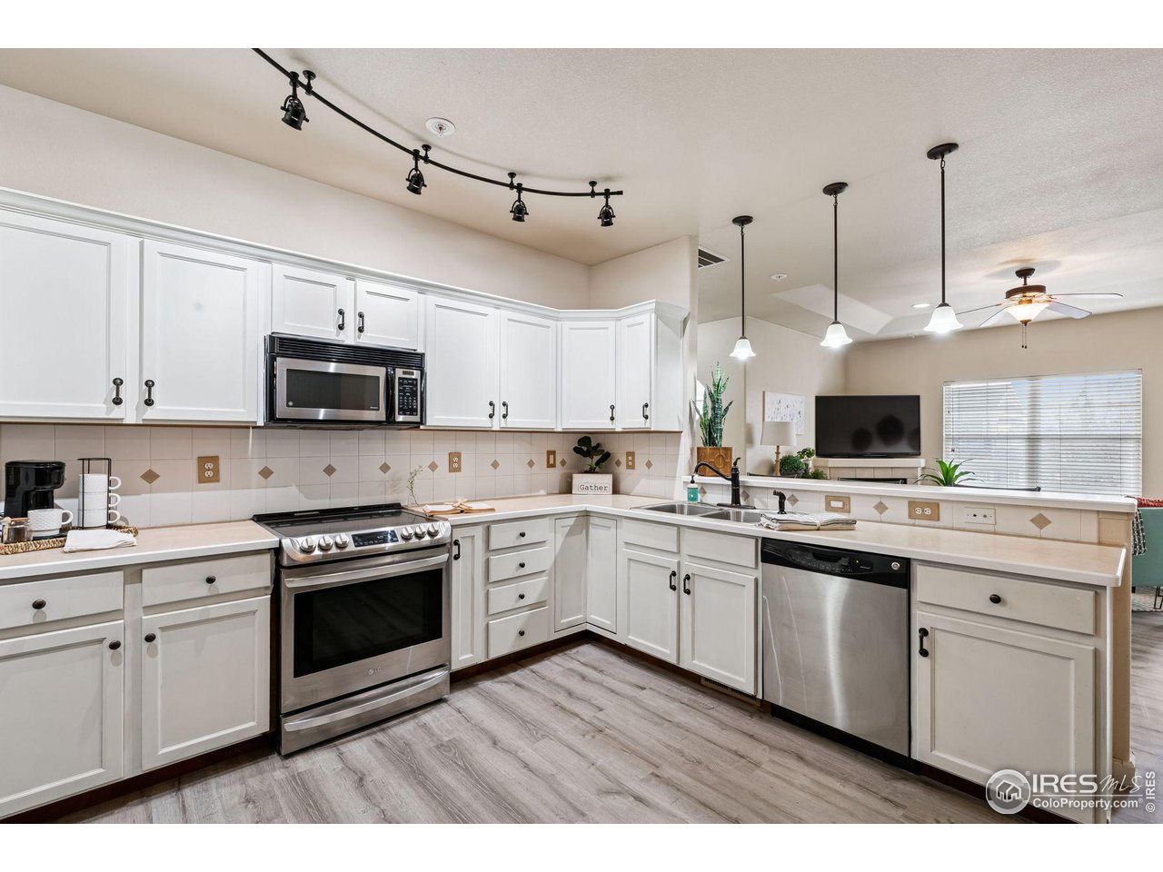 2178 Cape Hatteras Dr 4