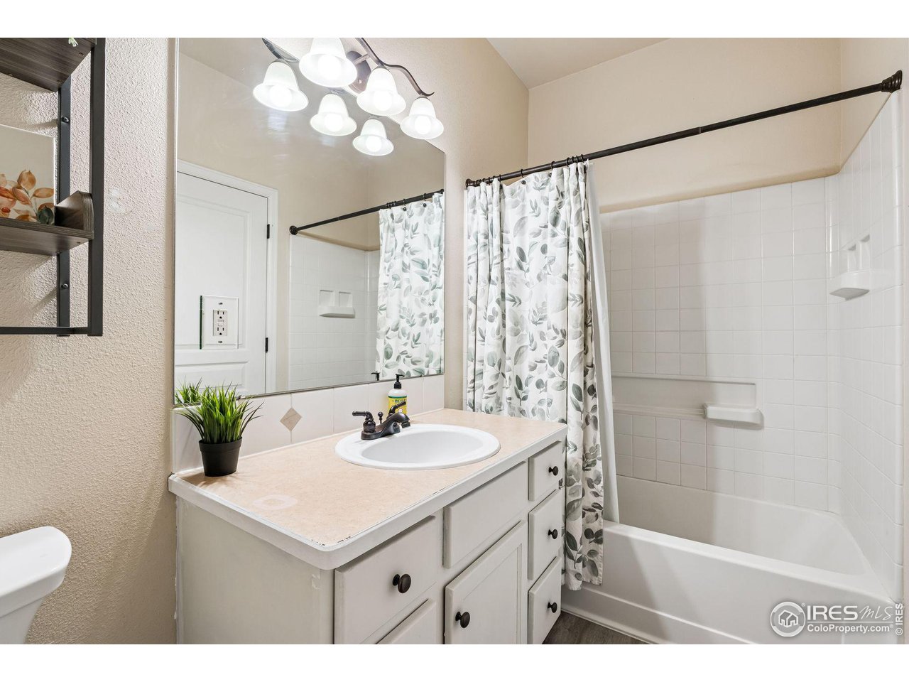 2178 Cape Hatteras Dr 4