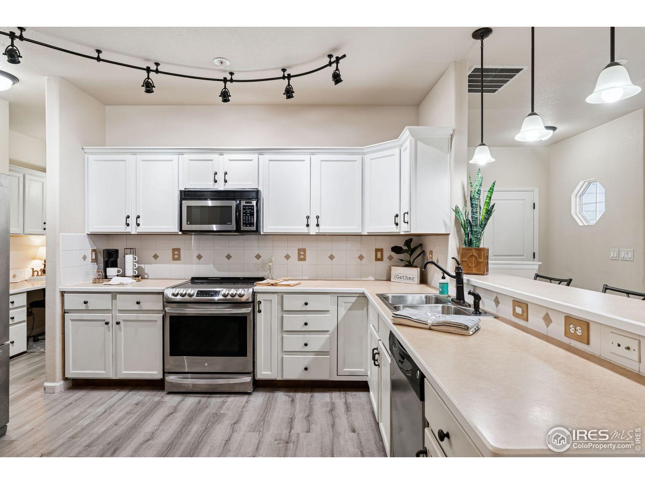 2178 Cape Hatteras Dr 4