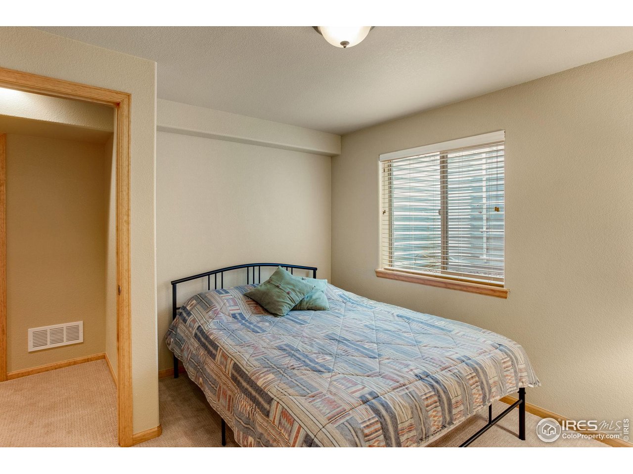 4543 Cole Dr Loveland