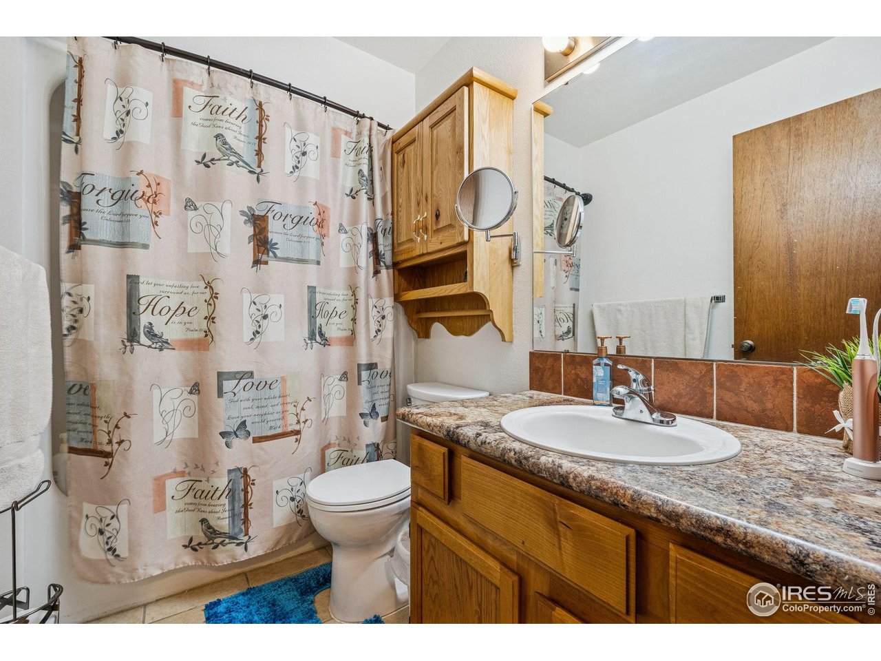 920 44th Avenue Ct 29