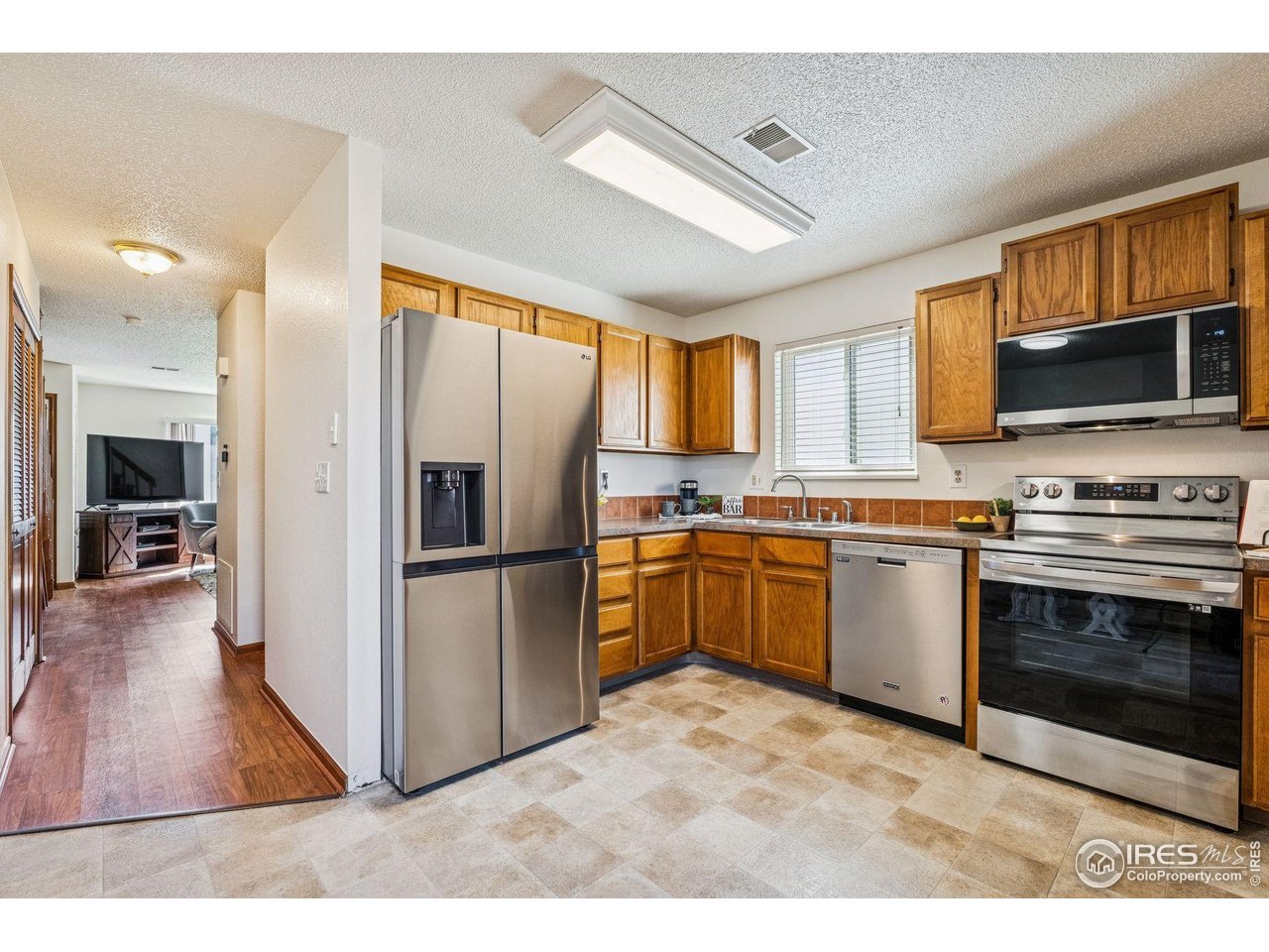 920 44th Avenue Ct 29