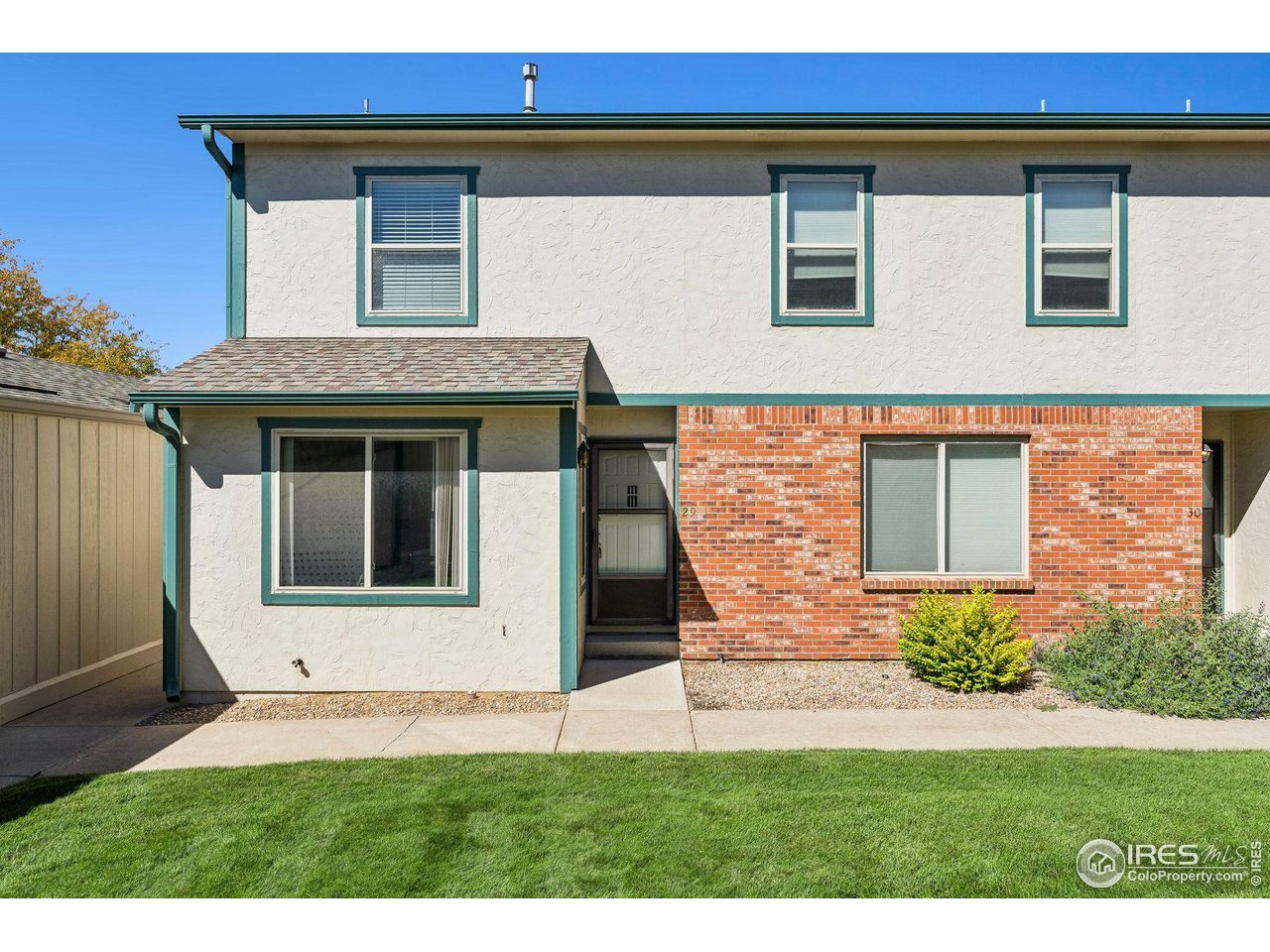 920 44th Avenue Ct 29