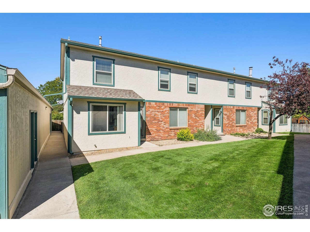 920 44th Avenue Ct 29