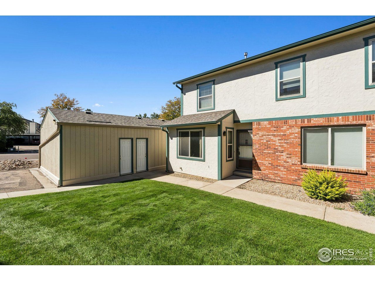 920 44th Avenue Ct 29