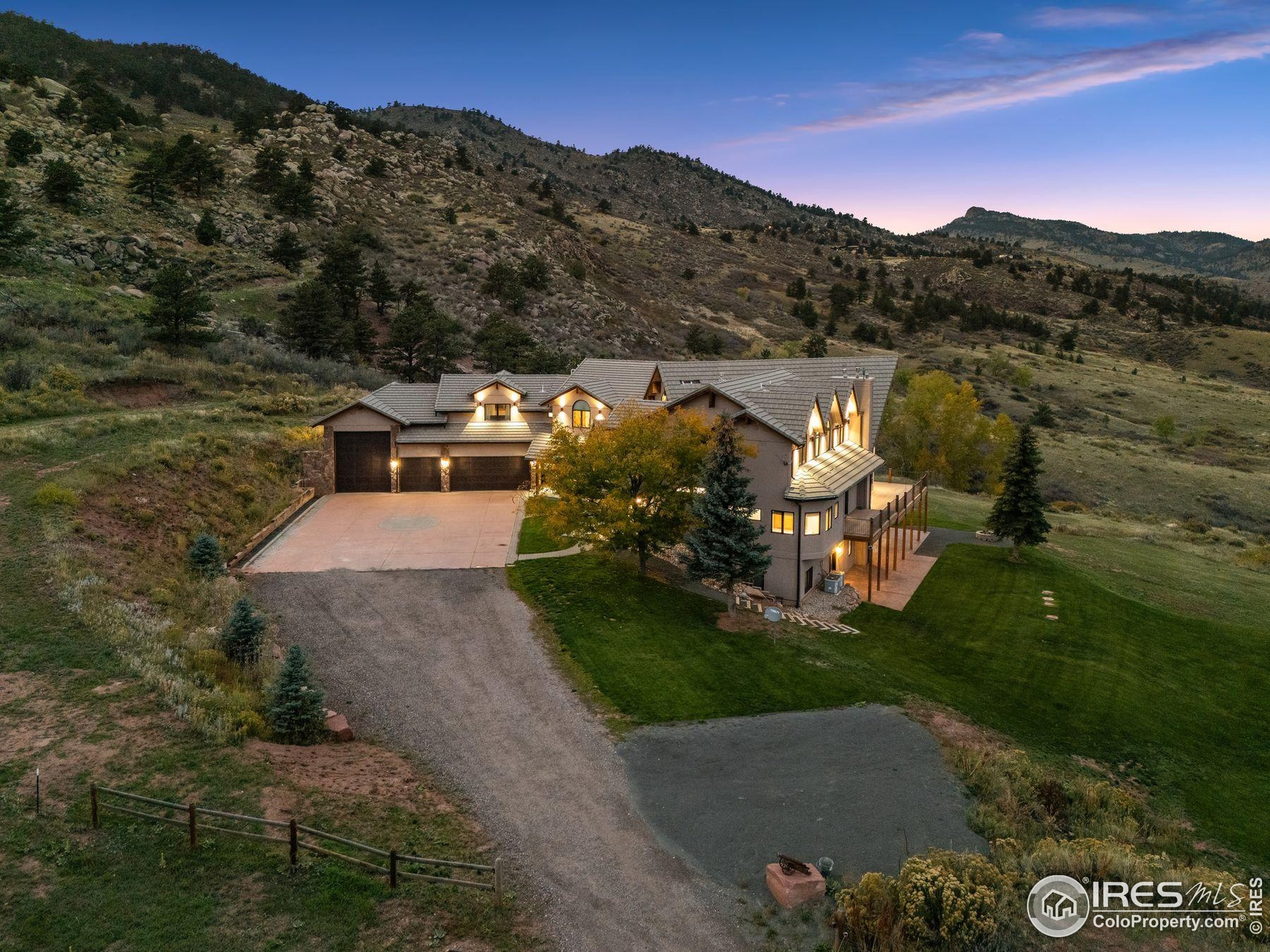 4736 Rim Rock Ridge Rd Fort Collins