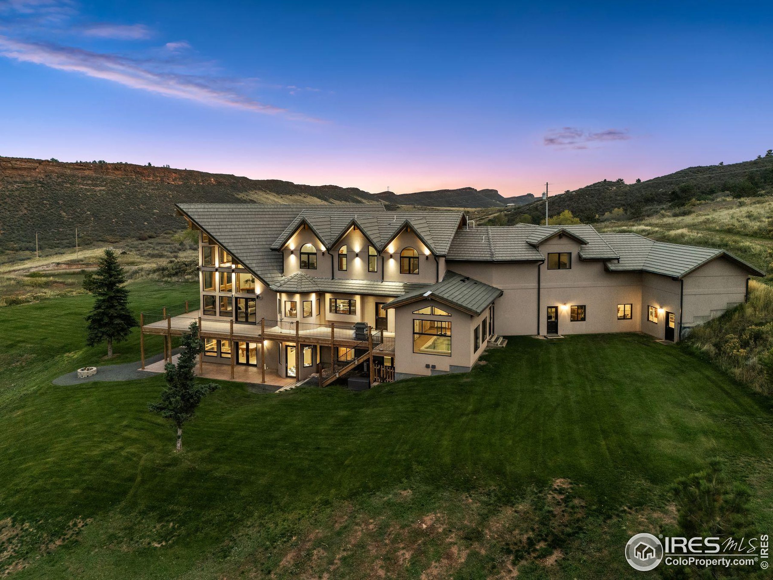 4736 Rim Rock Ridge Rd Fort Collins