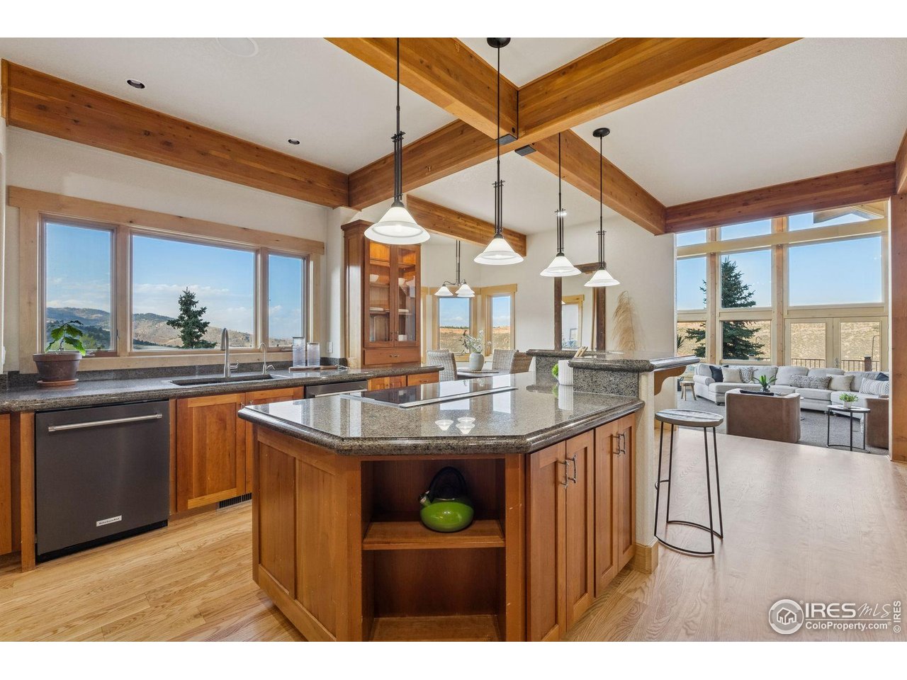 4736 Rim Rock Ridge Rd Fort Collins