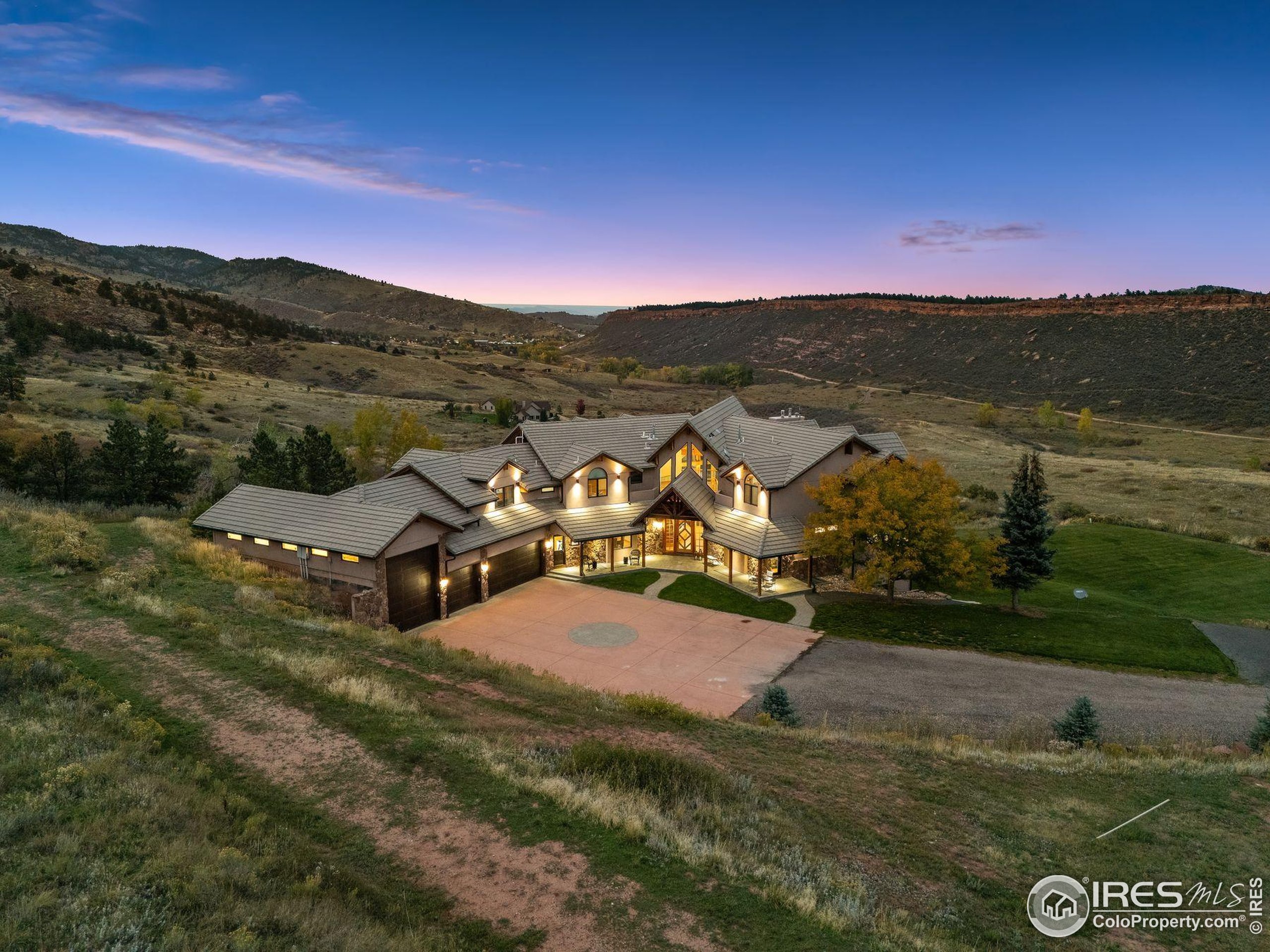4736 Rim Rock Ridge Rd Fort Collins